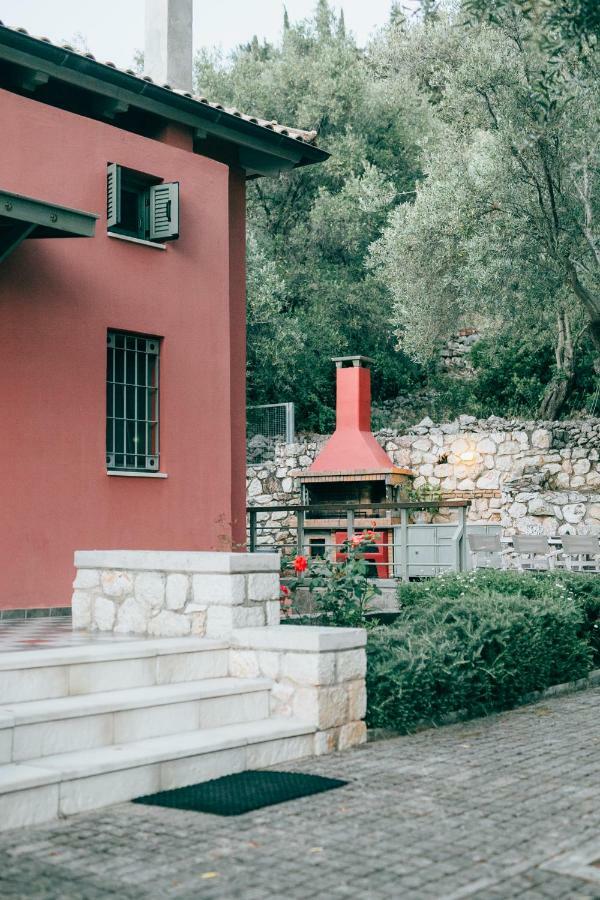 La Casa Rossa Villa Agios Nikitas Exterior photo